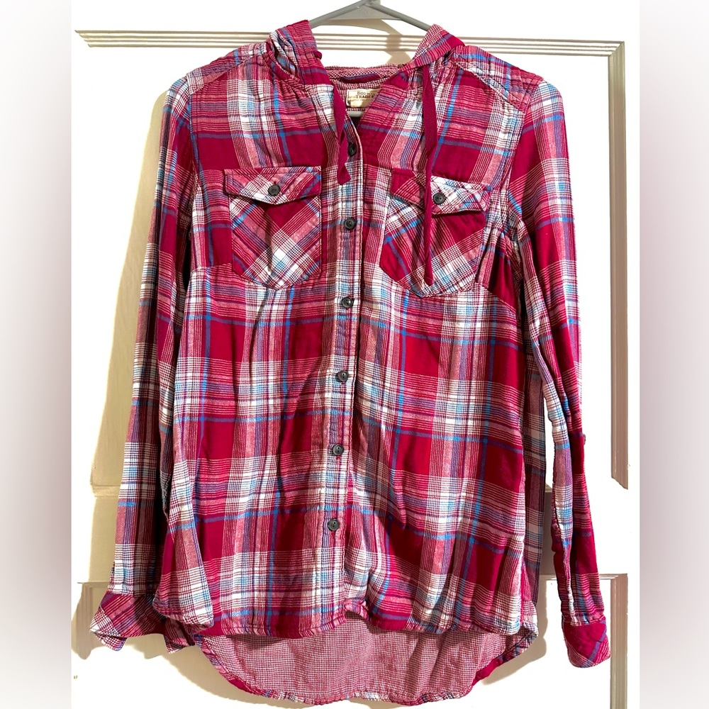 Comfortable pink with blue accents button-down shirt/hoodie